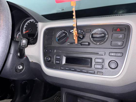 VOLKSWAGEN UP 1.0 MPI MOVE UP 12V FLEX 2P AUTOMATIZADO